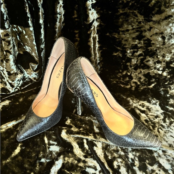 Bakers Black Snake Stiletto Heels - Picture 4 of 8